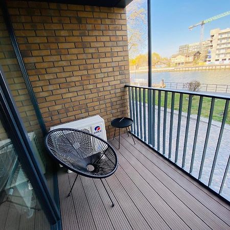 Apartamenty S&S Chlebova Gdansk Z Widokiem Na Rzeke Motlawe, Stare Miasto エクステリア 写真