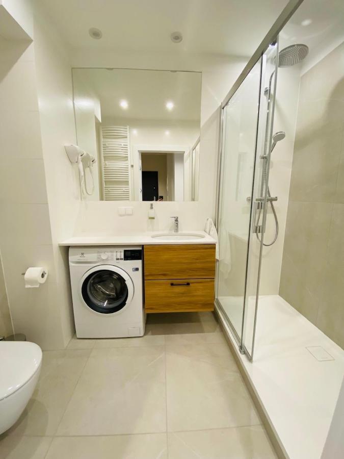 Apartamenty S&S Chlebova Gdansk Z Widokiem Na Rzeke Motlawe, Stare Miasto エクステリア 写真